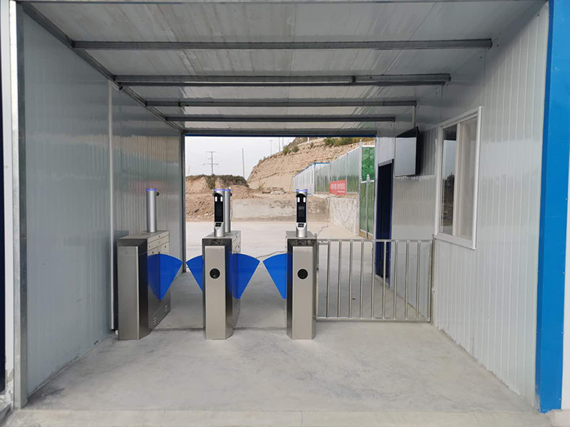 中交一公局蘭州高原夏菜項(xiàng)目建筑工地勞務(wù)實(shí)名制門(mén)禁系統(tǒng)